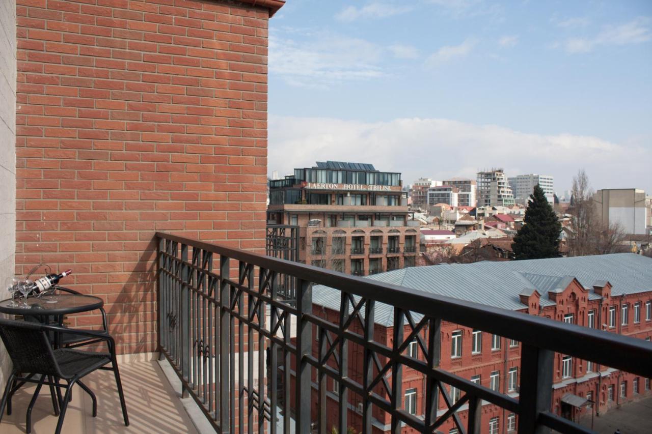 Like Apartment Tbilisi ภายนอก รูปภาพ