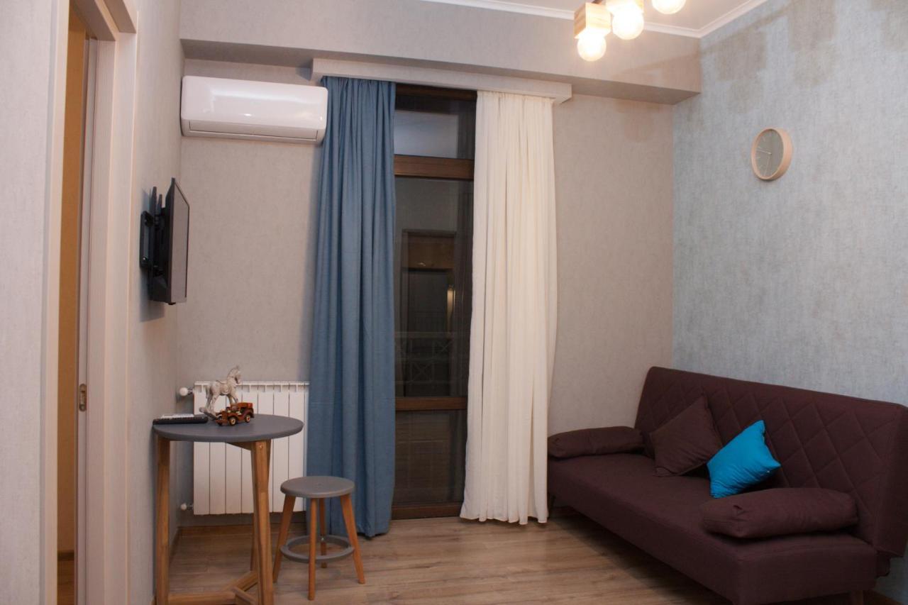 Like Apartment Tbilisi ภายนอก รูปภาพ