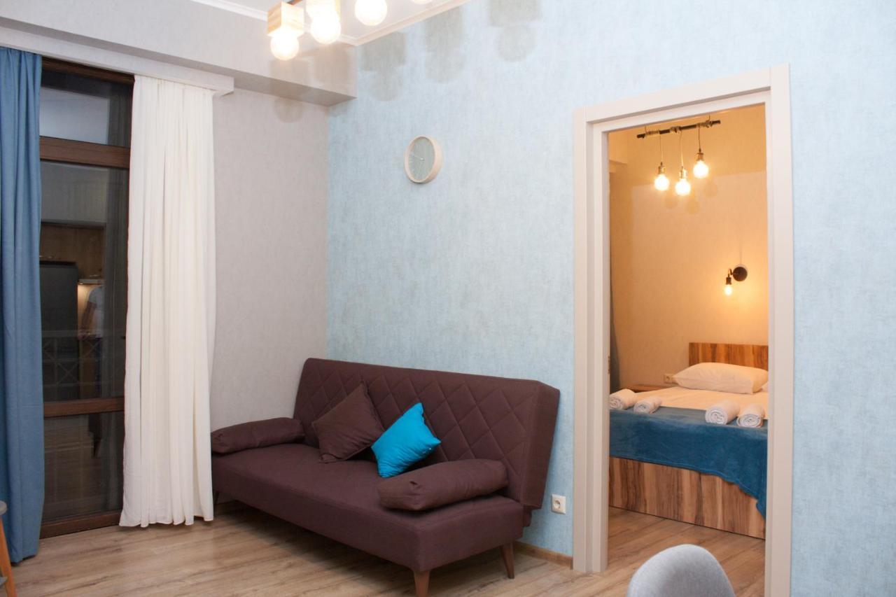 Like Apartment Tbilisi ภายนอก รูปภาพ