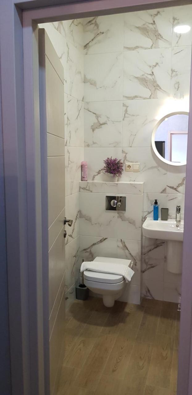 Like Apartment Tbilisi ภายนอก รูปภาพ